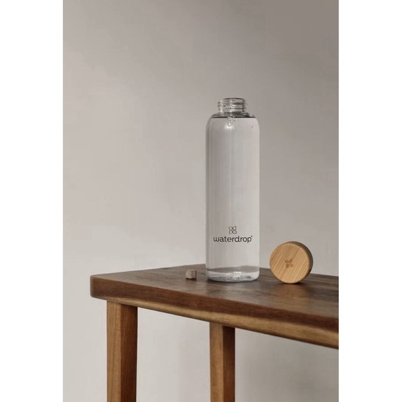 Waterdrop Microdrinks Other - NWT Waterdrop Microdrinks 20oz Clear Glossy Transparent Water Bottle W Sleeve